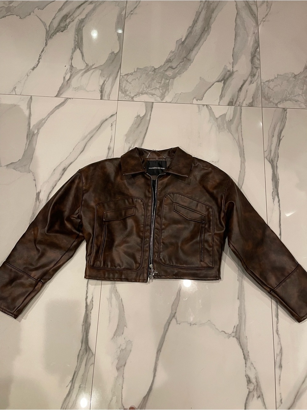 MANIÈRE DE VOIR Cropped Zip Front Faux LeatherJacket